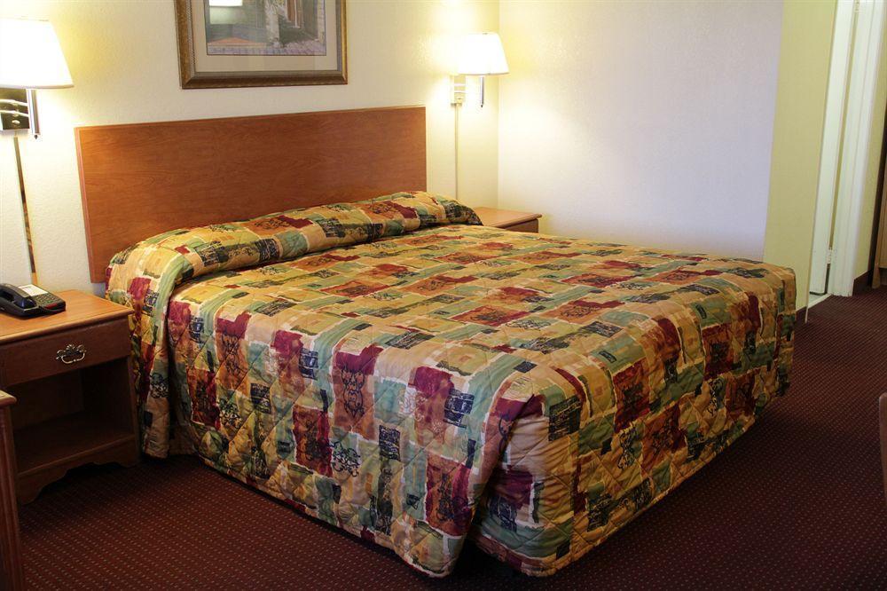 Relax Inn & Suites El Cajon Eksteriør bilde