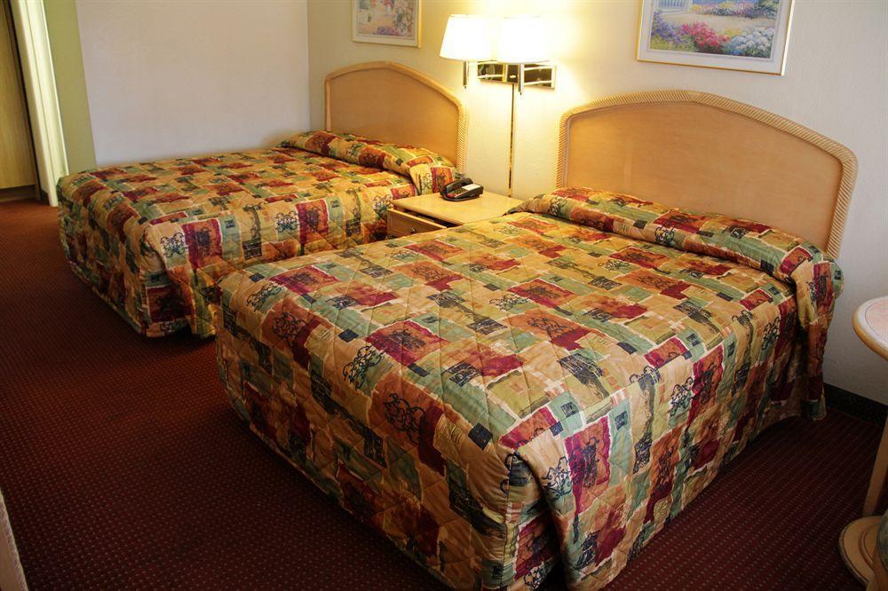 Relax Inn & Suites El Cajon Eksteriør bilde